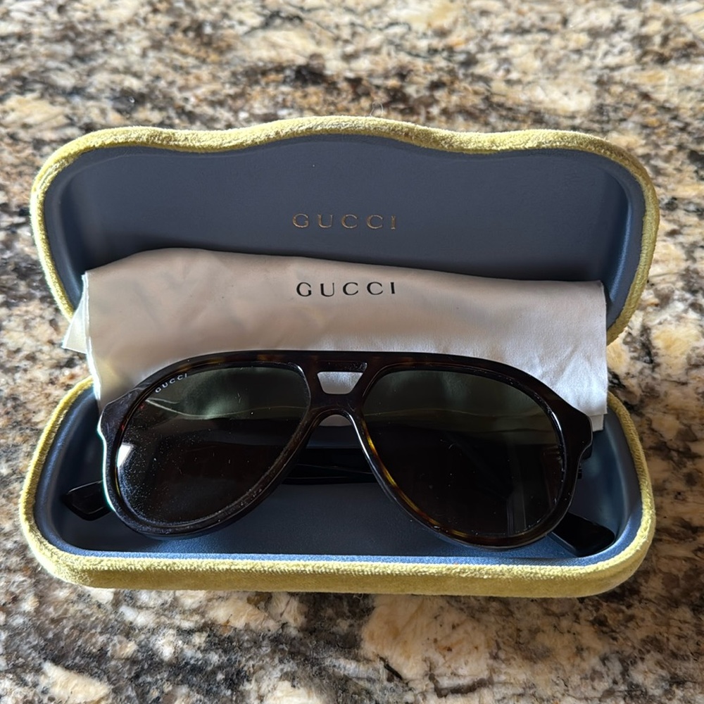 Gucci sunglasses